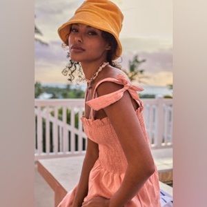 LACK OF COLOR Wave Bucket - Tangerine Terry